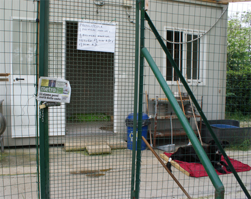 recinto_container_accesso_chiuso_30.04.2012_n._2.jpg